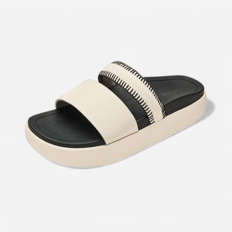 Olukai Pae White Sand/Lava Rock / 11 / Medium