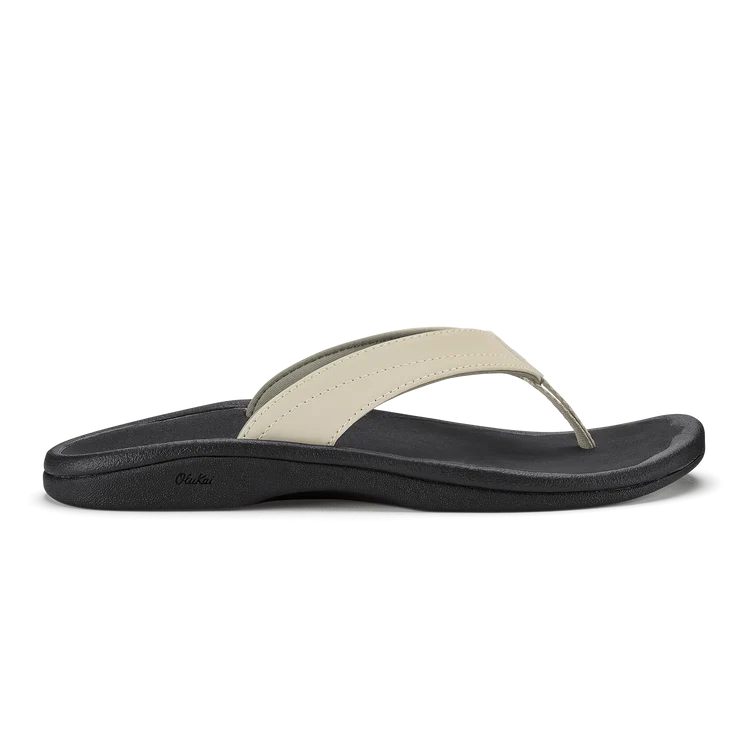 OluKai Women's Ohana Sandals ECRU/BLACK / 7