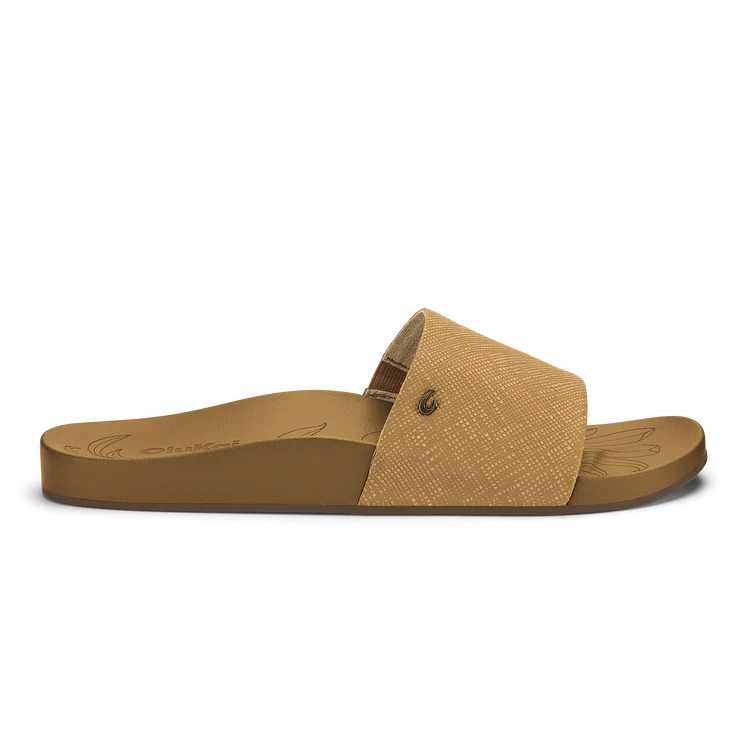 OluKai Women's Kīpe‘a Pono Sandal SAHARA/CROSSHATCH / 7