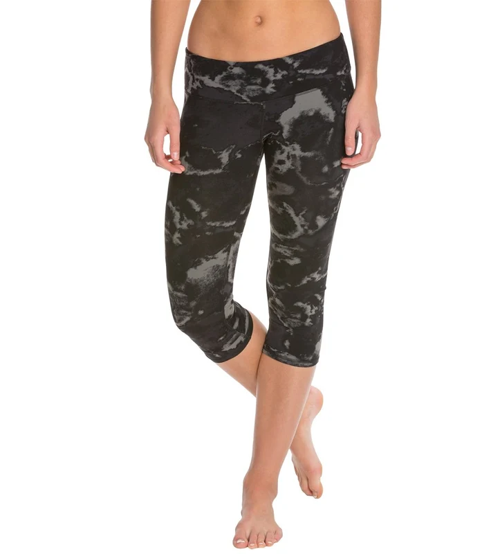 Alo Yoga Printed Airbrush Yoga Capris Black Lightning / M