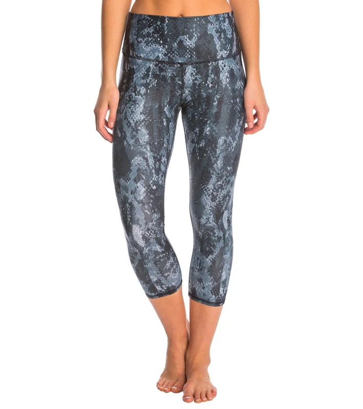 Alo Yoga Printed High Waisted Airbrush Yoga Capris Black Python Glossy / M