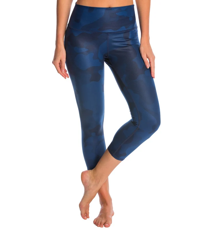 Alo Yoga Printed High Waisted Airbrush Yoga Capris Navy Camo / L