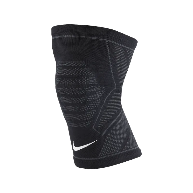 Rodillera Nike Entrenamiento Pro Unisex N.100.0669.031.MD GD