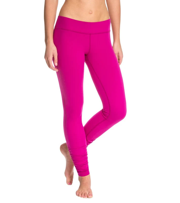 Beyond Yoga Women's Essential Gathered Yoga Leggings Sangria / M