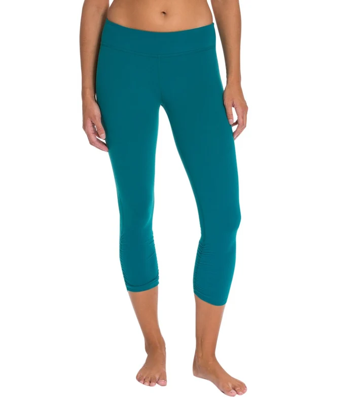 Beyond Yoga Essential Gathered Yoga Capris Pineneedle / S