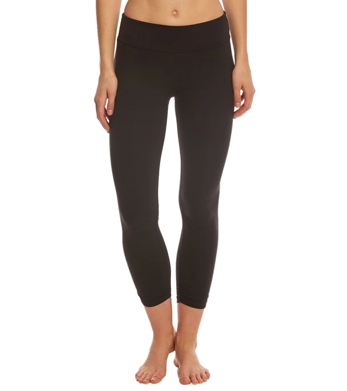 Beyond Yoga Essential Gathered Yoga Capris Jet Black / M