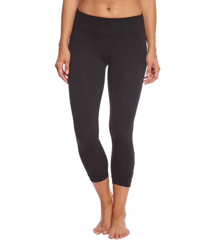Beyond Yoga Full Circle Cut Out Yoga Capris Jet Black / L