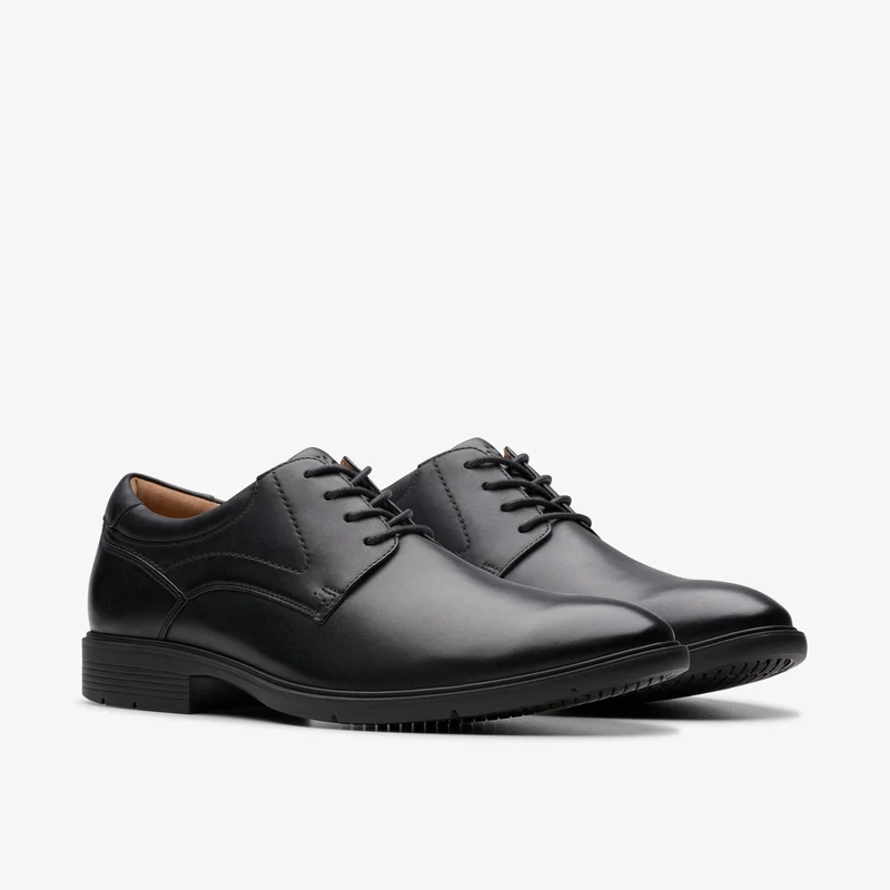 Eldredge Plain Black Leather 8.5 M