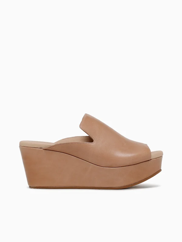 Whisper Sand Leather Tan / 9.5 / M