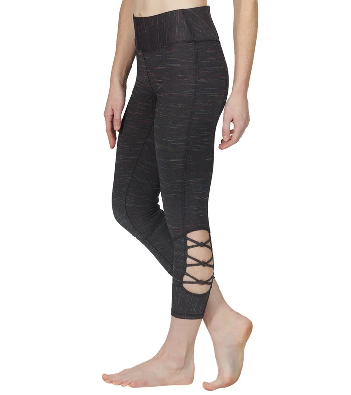 prAna Itzel Yoga Capris Black Cherry / XS
