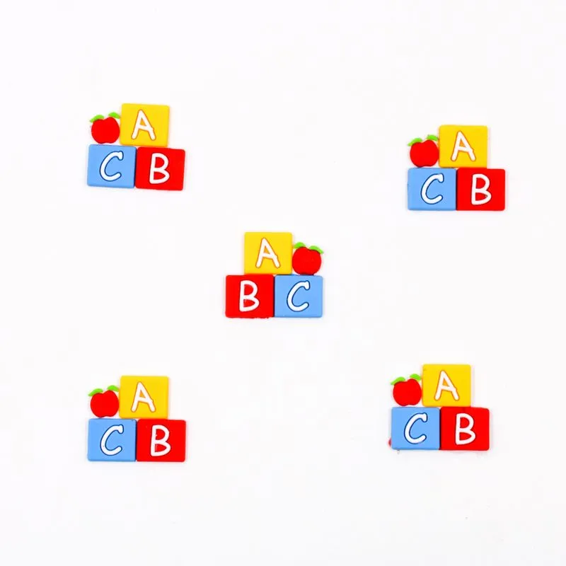 Aplique Abc Maça Emborrachado 30X35mm Com 05 Peças 503 - Colorido Claro