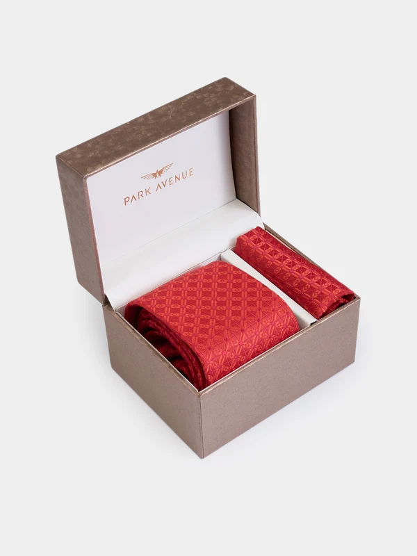 Park Avenue Men Red Necktie With Pocket Square Giftset STD / Red