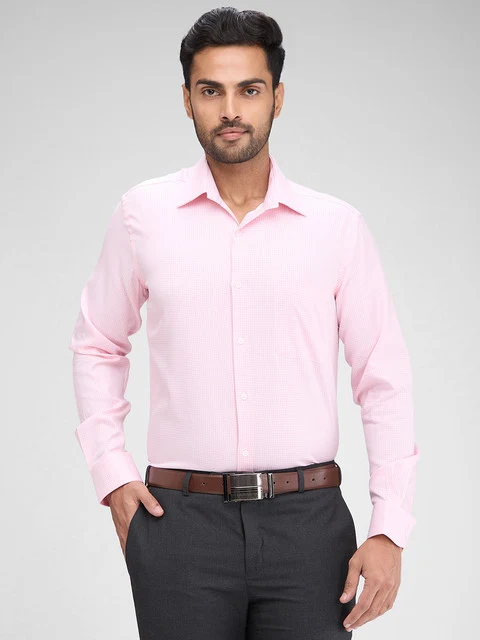 Raymond Men Pink Regular Fit Checks Formal Shirt 44 / Pink