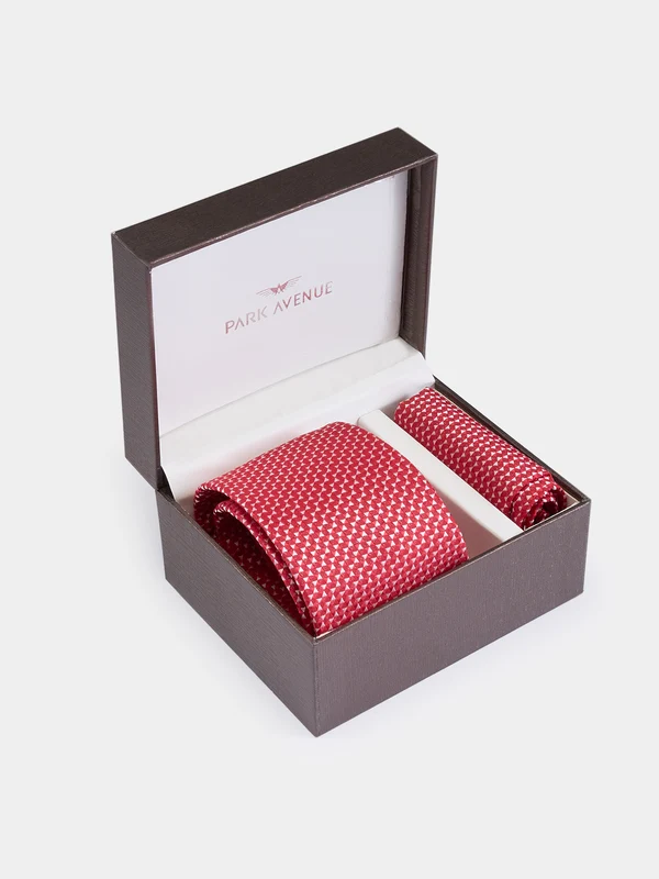 Park Avenue Men Red Necktie With Pocket Square Giftset STD / Red