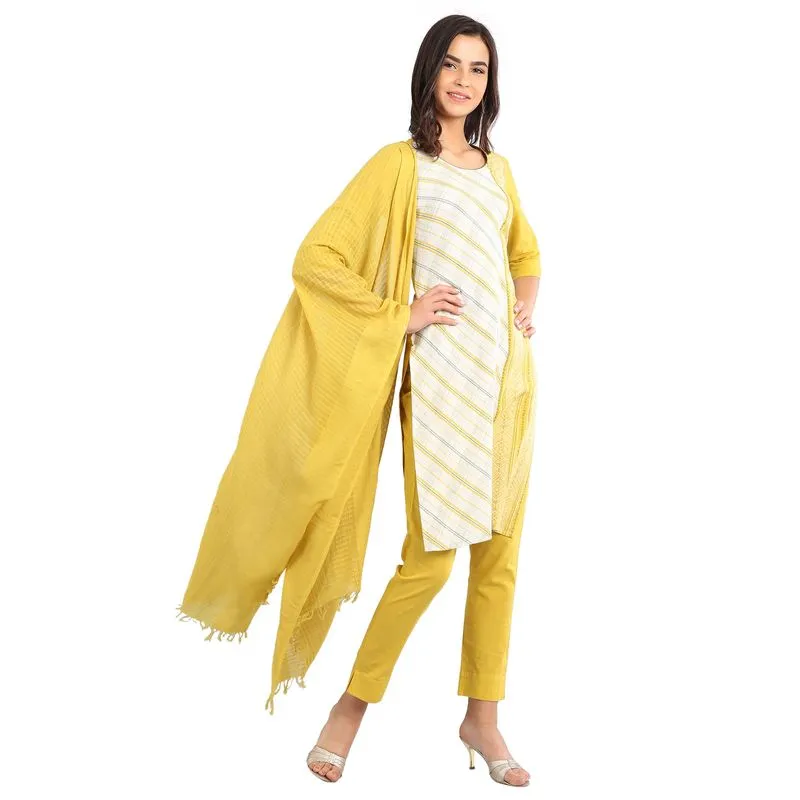 Aurelia Women's Disha Patani Collection Round Neck Yarn-dyed Kurta - Yellow 19FEA10392-700125-M