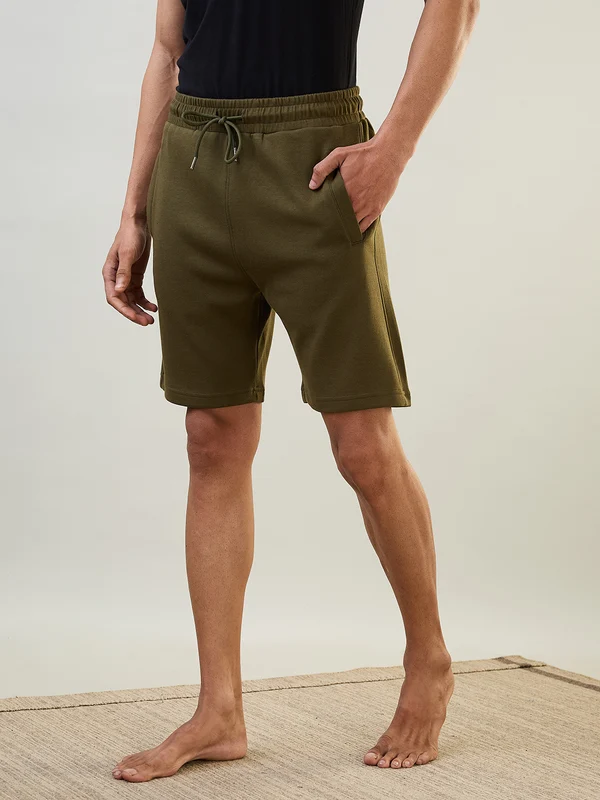 Sleepz Men Green Regular Fit Solid Shorts 40 / Green
