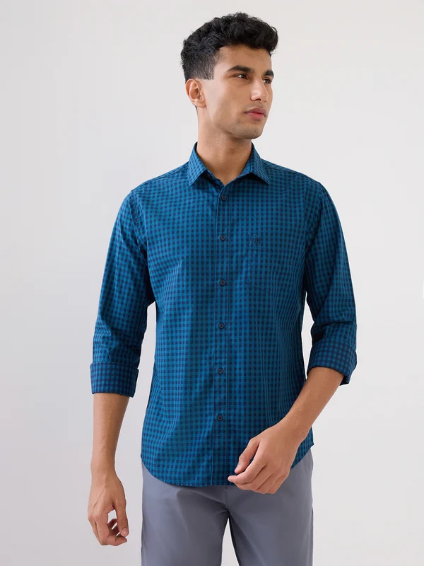 Raymond Men Blue Regular Fit Checks Casual Shirt 40 / Blue