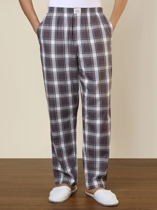 Sleepz Men Brown Regular Fit Checks Pyjama S / Brown
