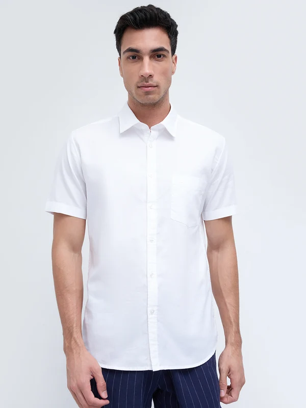 Parx Men White Slim Fit Solid Casual Shirt 44 / White