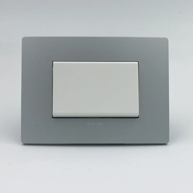 CONMUTADOR DE 4 VIAS TECLON SINTHESI S33 PLACA PLATA Y DADO BLANCO