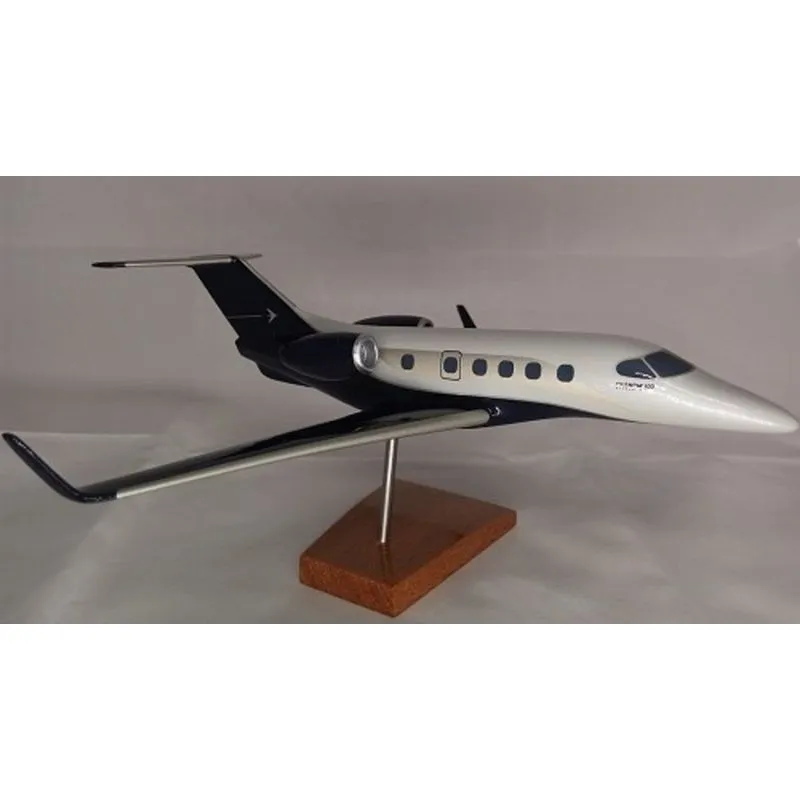 Aviao Embraer Phenom 300 - LJ - MAQUETE