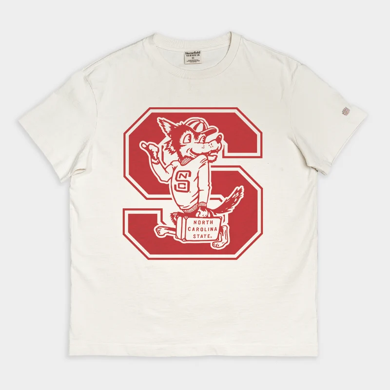 NC State Wolfpack Vintage Wolf Logo Vintage Heavyweight Tee 3XL / Cream