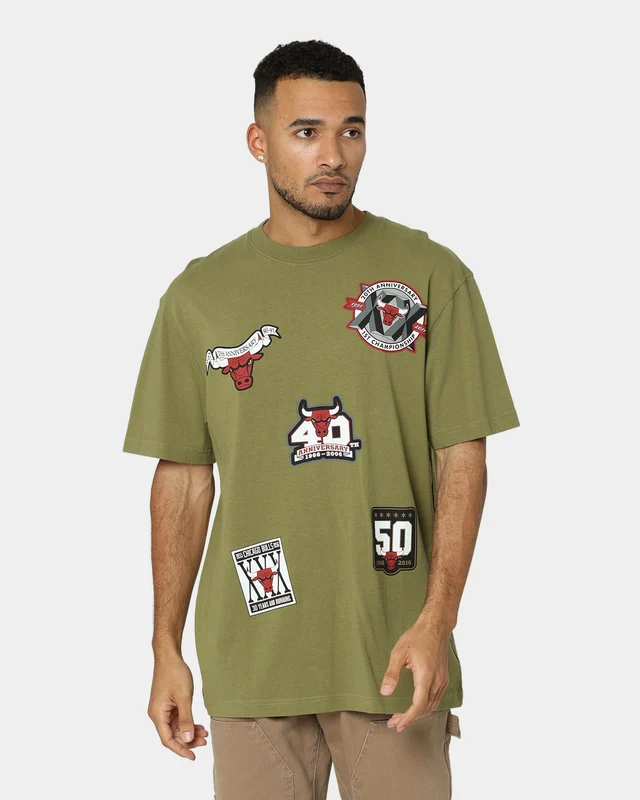 Mitchell & Ness Chicago Bulls Flight T-Shirt Faded Olive XL