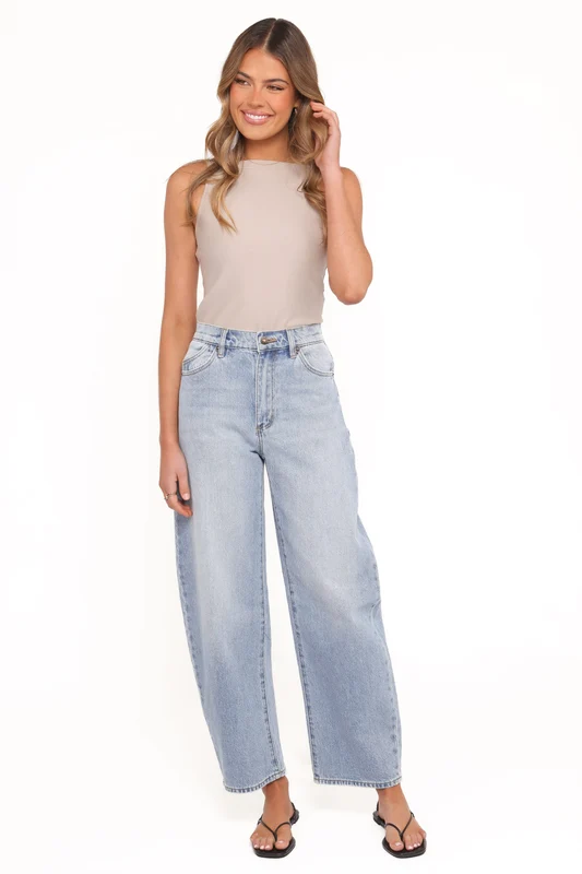 Rollas Gigi Barrel Jeans - Brad Blue 32
