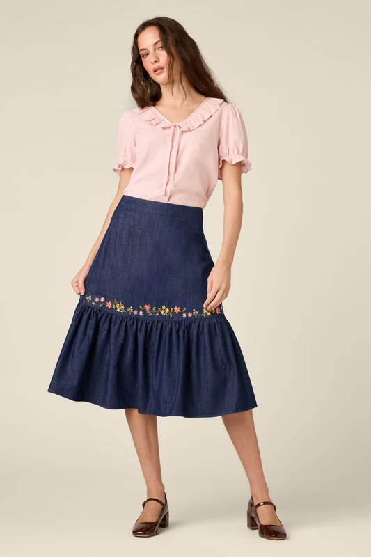 Chloe Embroidered Denim Skirt 18 / Blue Denim