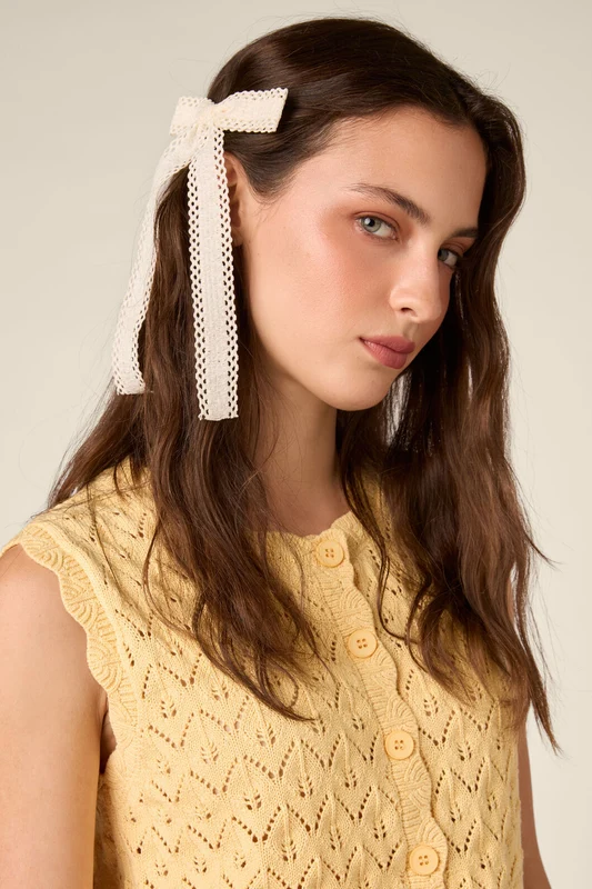 Lace Edge Bow Hair Clip Cream