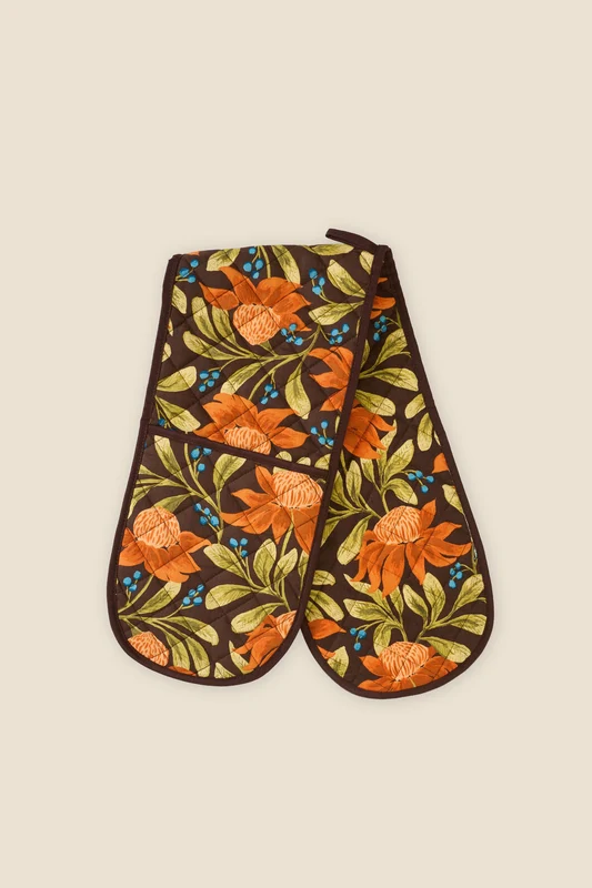 Waratah Double Oven Mitt Chocolate