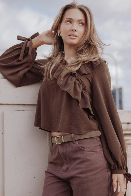 Quinley Ruffle Top - Chocolate XS