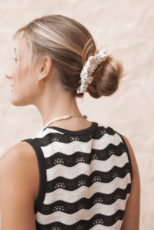 Sally Scrunchie - Cream
