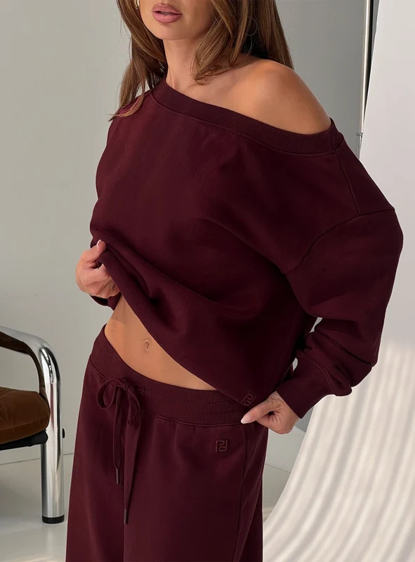 Wellness Off the Shoulder Jumper Currant AU 8 / Currant