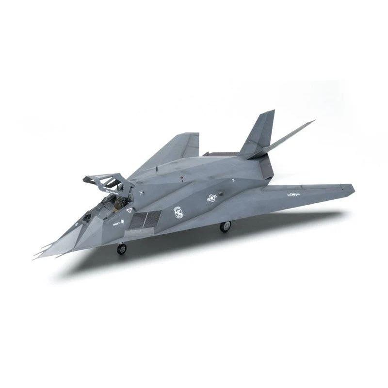 1/32 F-117A Nighthawk Hobbyco