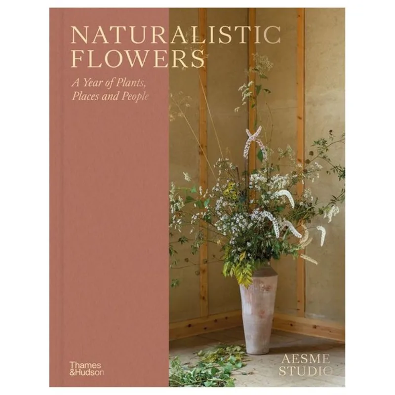 NATURALISTIC FLOWERS