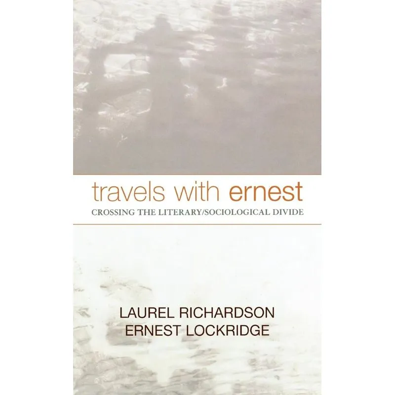 Livro Travels with Ernest
