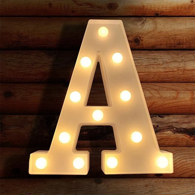 Luzes de LED para letras da Huoguo iluminam a luz noturna, letreiro alfabeto para decoração de parede, letras iluminadas para festas de casamento/aniversário, luzes de natal alimentadas por bateria (a