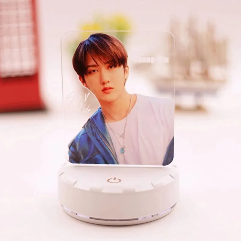 Kpop Stray Kids Night Light Felix Bangchan Hyunjin Acrílico Colorido LED Nightstand Lamp
