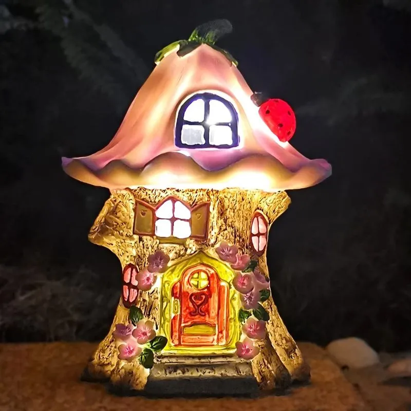 Estatueta de casa de estátua de jardim de fadas, linda casa na árvore de flores roxas com luzes LED solares para presente de enfeites de gramado de pátio interno e externo (casa na árvore de flores ro