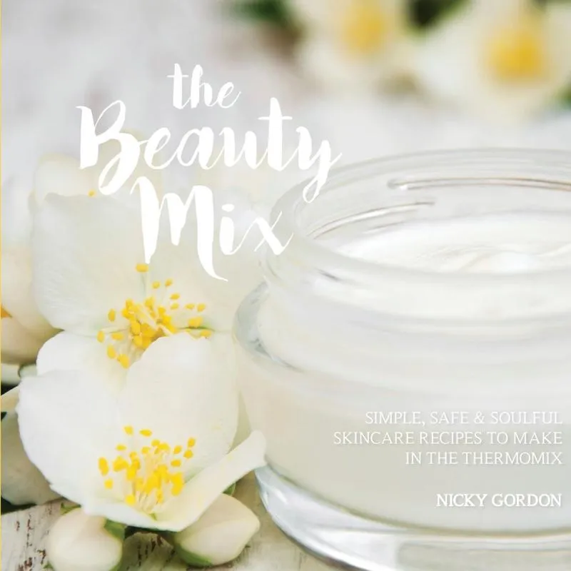 THE BEAUTY MIX