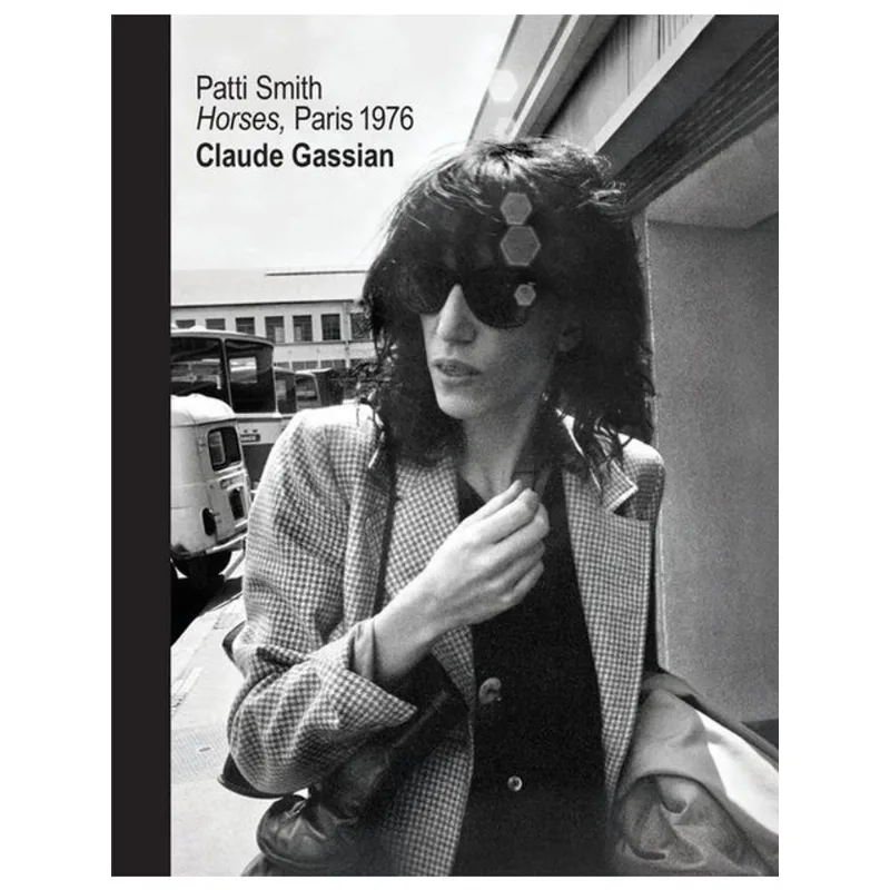 PATTI SMITH - HORSES, PARIS 1976