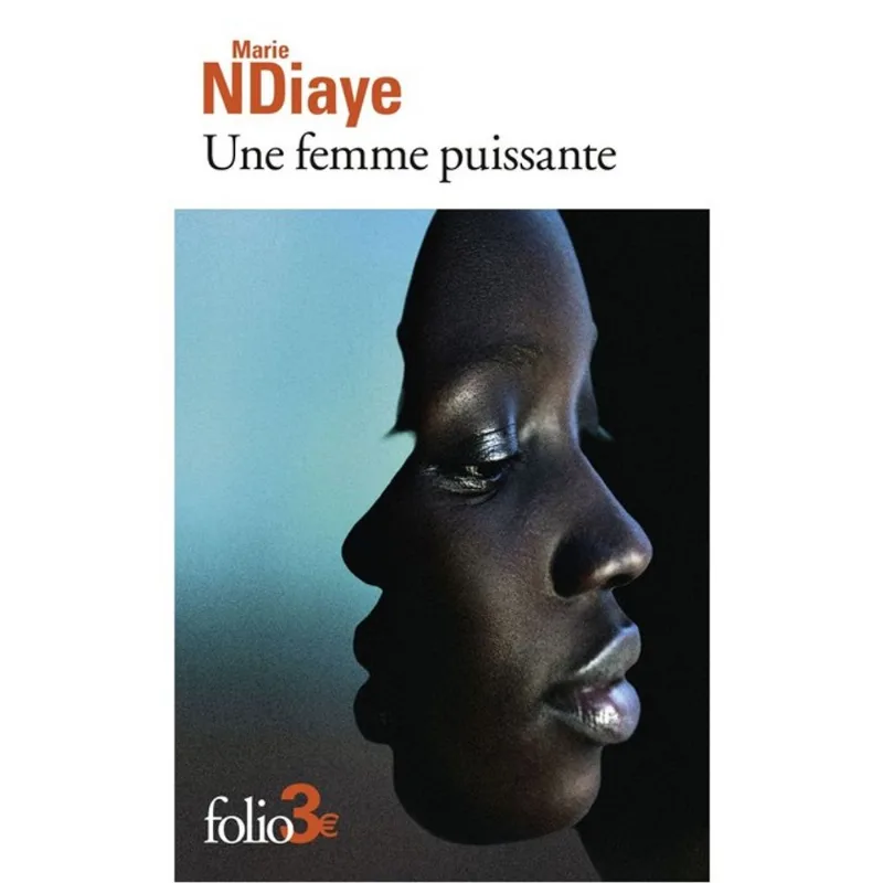 UNE FEMME PUISSANTE