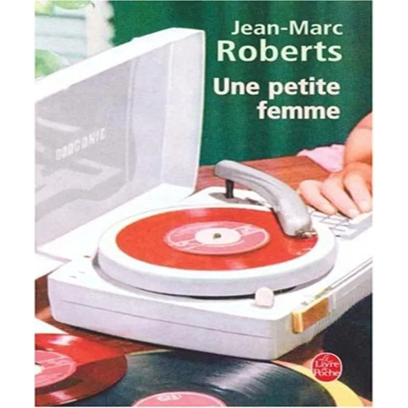 Une petite femme