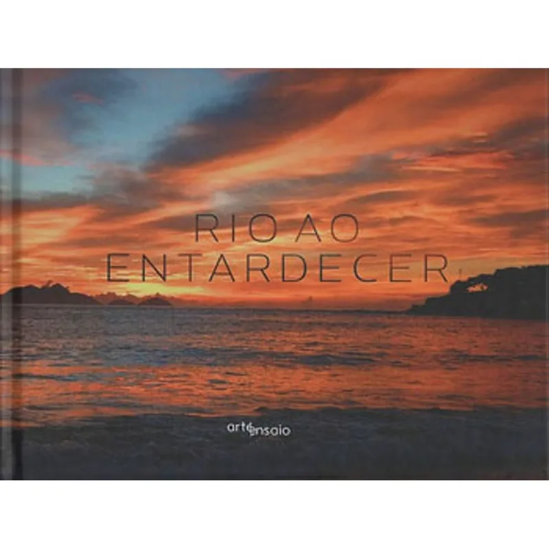 RIO AO ENTARDECER