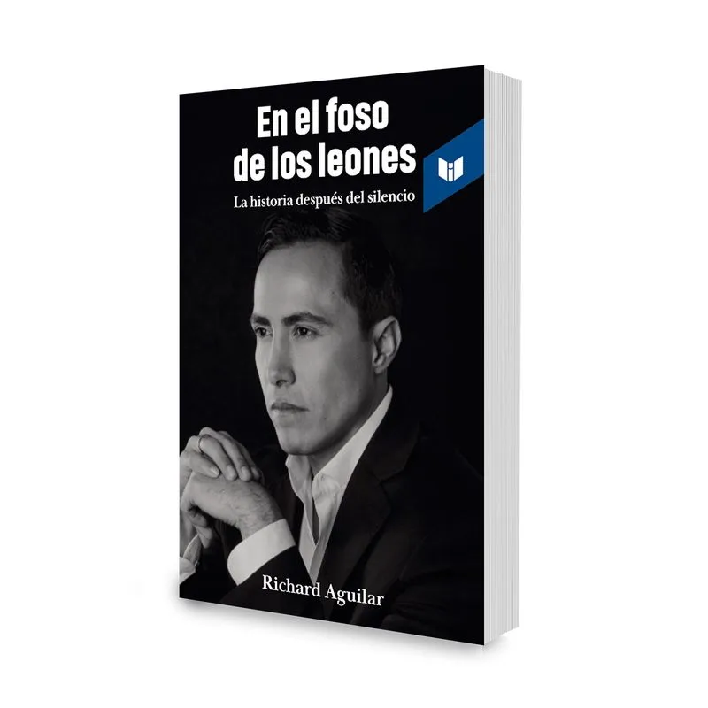 En el foso de los leones
